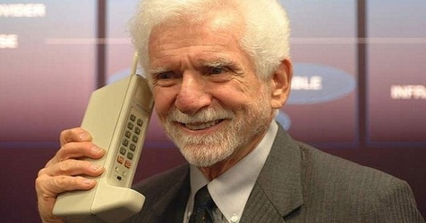 خمسون سنة... عمر اول مكالمة هاتفية في العالم