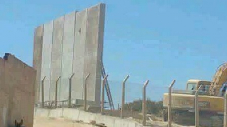 الجزائر تبني جدارا اسمنتيا على حدودها مع المغرب