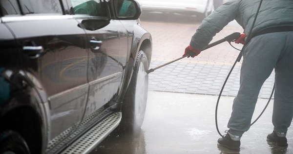 منع استعمال مياه الشرب لغسل السيارات سيؤدي إلى فقدان مواطن الشغل