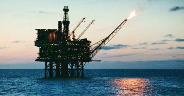لقاء مرتقب بين الفاعلين في قطاع النفط والغاز من تونس وليبيا