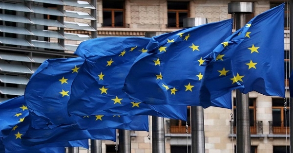 المفوضية الأوروبية تقدم 1.5 مليار دولار إضافية لمساعدة أوكرانيا
