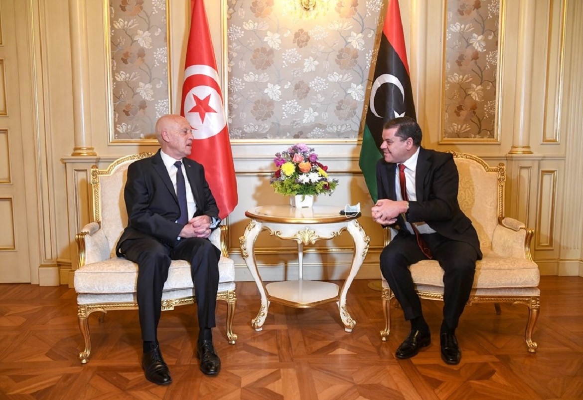 ماذا تخفي زيارة رئيس الحكومة الليبية إلى تونس؟