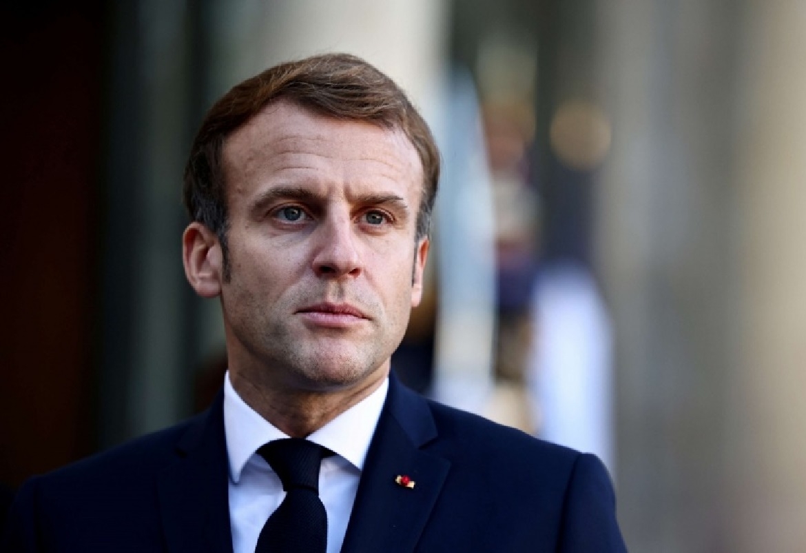 الرئيس الفرنسي يخطو نحو إنهاء التوتر مع الجزائر