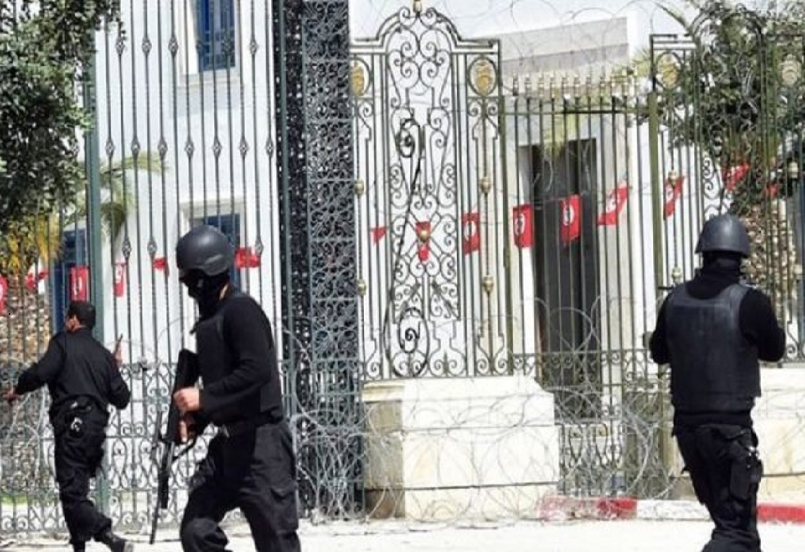 ايقاف ضابطين من الديوانة في أكبر قضية تهريب مخدرات في تونس