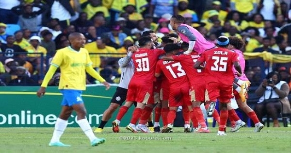 الوداد المغربي يتأهل لنهائي دوري أبطال إفريقيا بعد تعادل مثير مع صانداونز الجنوب إفريقي