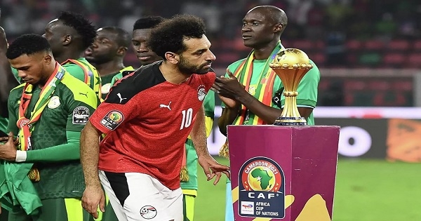 نجم ليفربول: عدم تسديد صلاح ركلة جزاء في نهائي أمم إفريقيا جنون