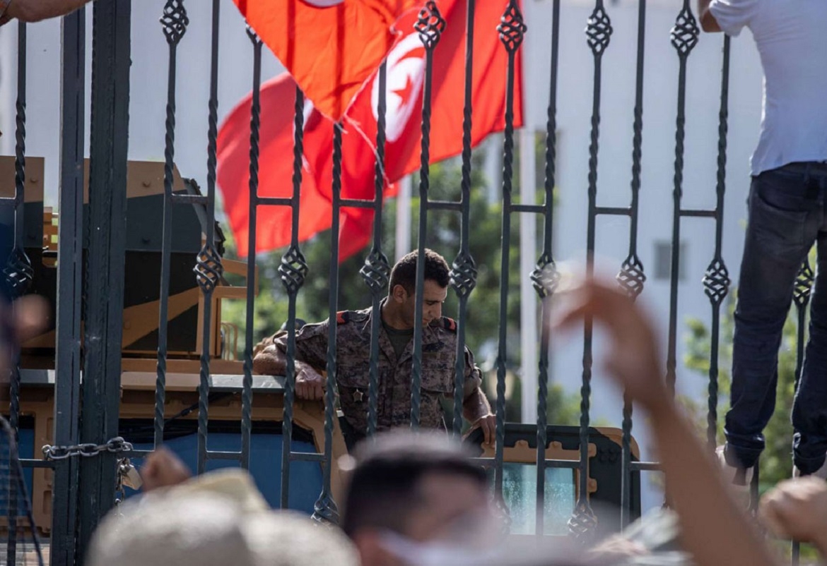 قيس سعيد يمنح الديمقراطية التونسية فرصة ثانية
